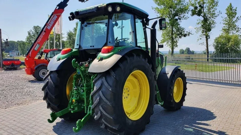 Wynajem ciągnika rolniczego John Deere do 100 KM, miniatura zdjęcia 4 z 21.
