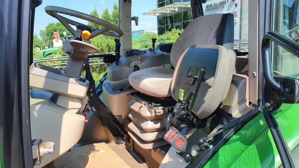 Wynajem ciągnika rolniczego John Deere do 100 KM, miniatura zdjęcia 21 z 21.