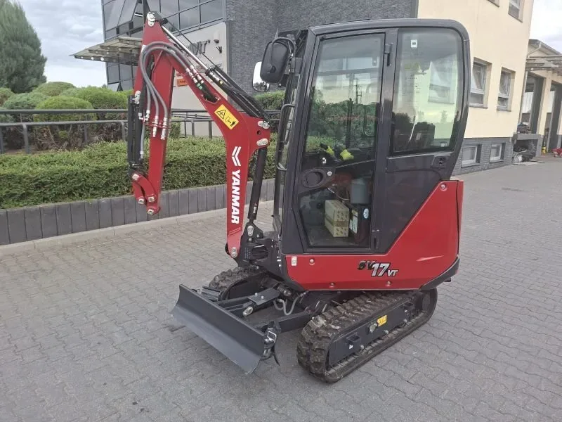 Wynajem koparki gąsienicowej Yanmar SV17 VT, miniatura zdjęcia 2 z 10.